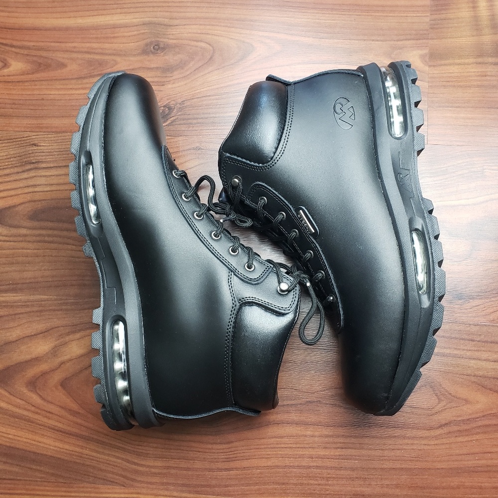 SOLD on Ebay New Mens Mountain Gear Boots Size 14 - Picture 1 of 8